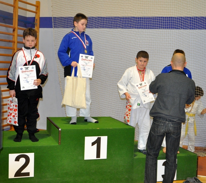 Kategoria 49 kg. (rocznik 2000/2001 )