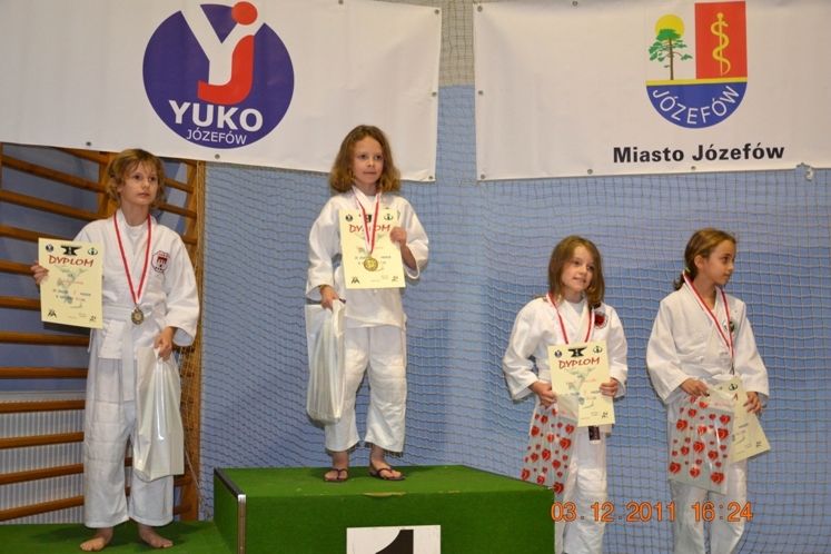 Rocznik 2001/2002, kat. 26,3 kg.