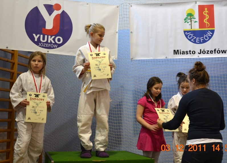 Rocznik 2003/+, dziewczynki kat 35 kg.