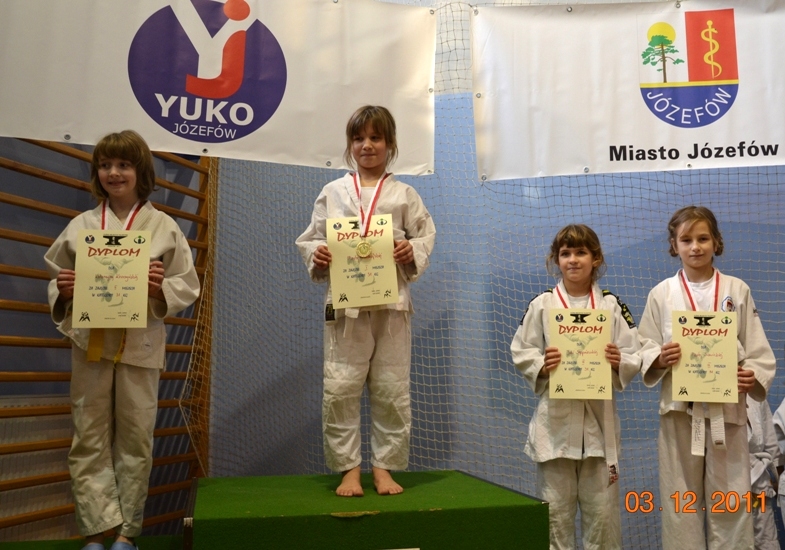 Rocznik 2003/+, kat 31 kg.