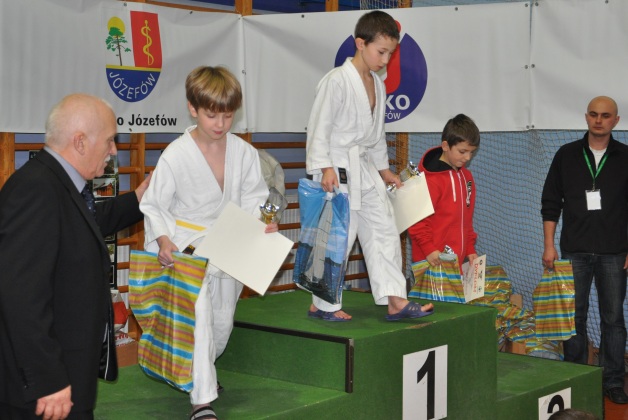 chłopcy 2004/+ - kategoria 25,4kg