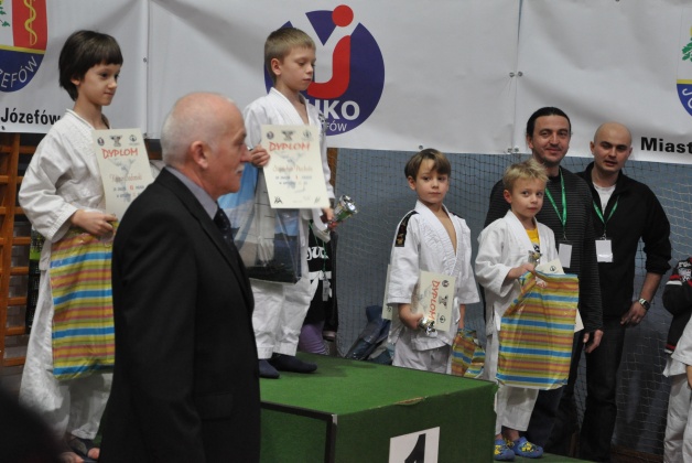 chłopcy 2004/+ - kategoria 22kg