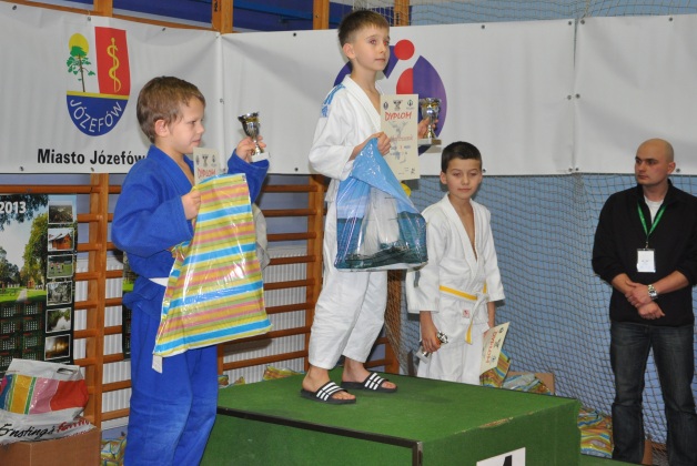 chłopcy 2004/+ - kategoria 27kg