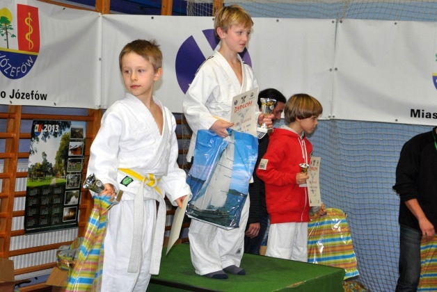 chłopcy 2004/+ - kategoria 28kg