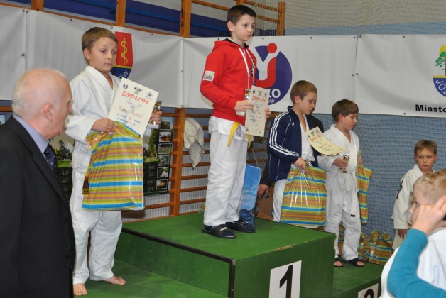 chłopcy 2004/+ - kategoria 34kg