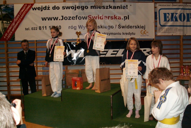 rocznik 1998/99, kategoria wagowa 30kg. dziewcząt