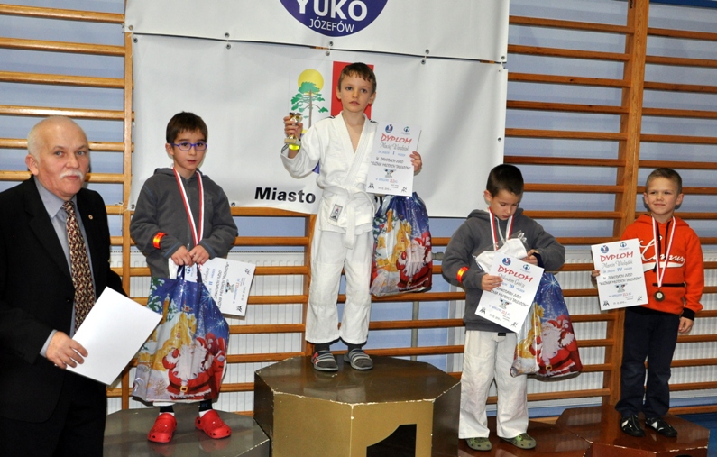 Kategoria 23,3kg. (rocznik 2005/2006)