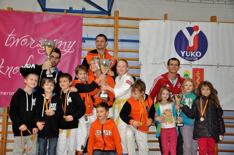 Podium - klasyfikacja drużynowa