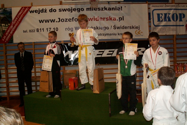 rocznik 1998/99, kategoria wagowa 39kg.