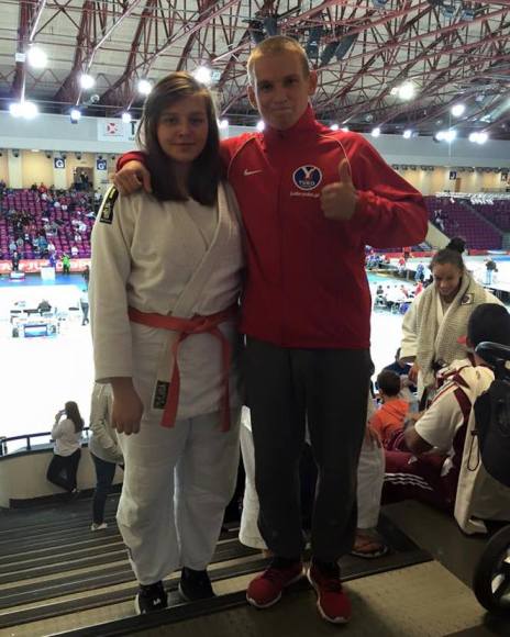 Alicja z trenerem Tomkiem