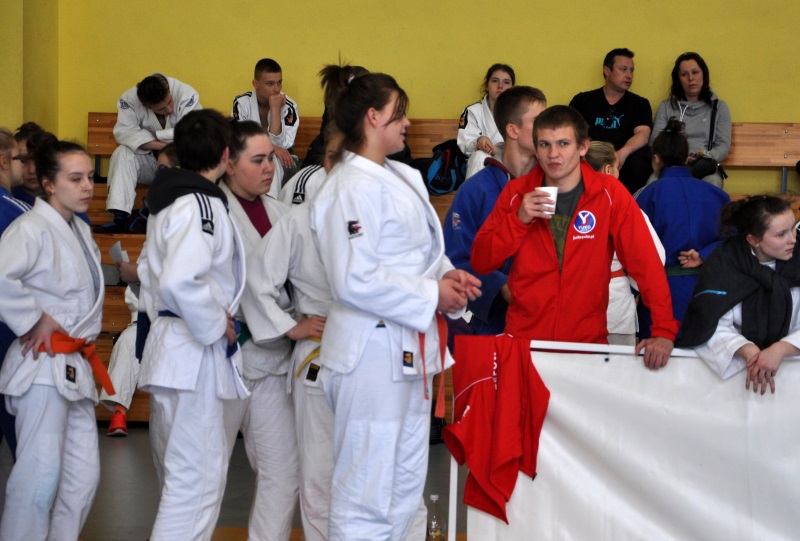 Alicja z trenerem Tomkiem